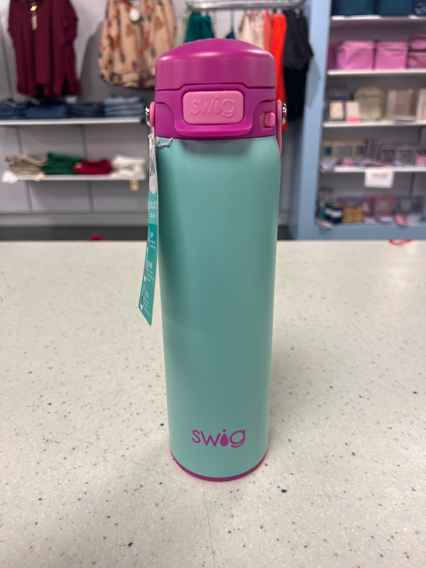 Swig 22oz Leakproof Waterbottle