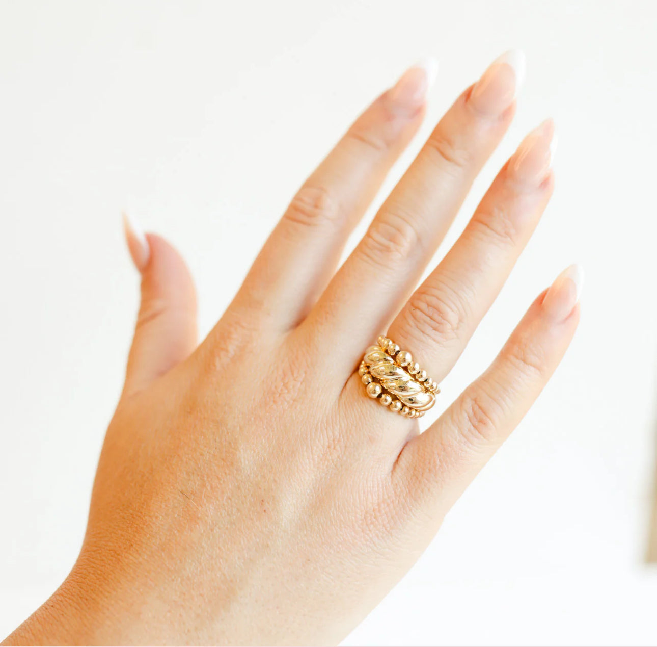 Lauren Cascade Beaded Band 3mm in Gold