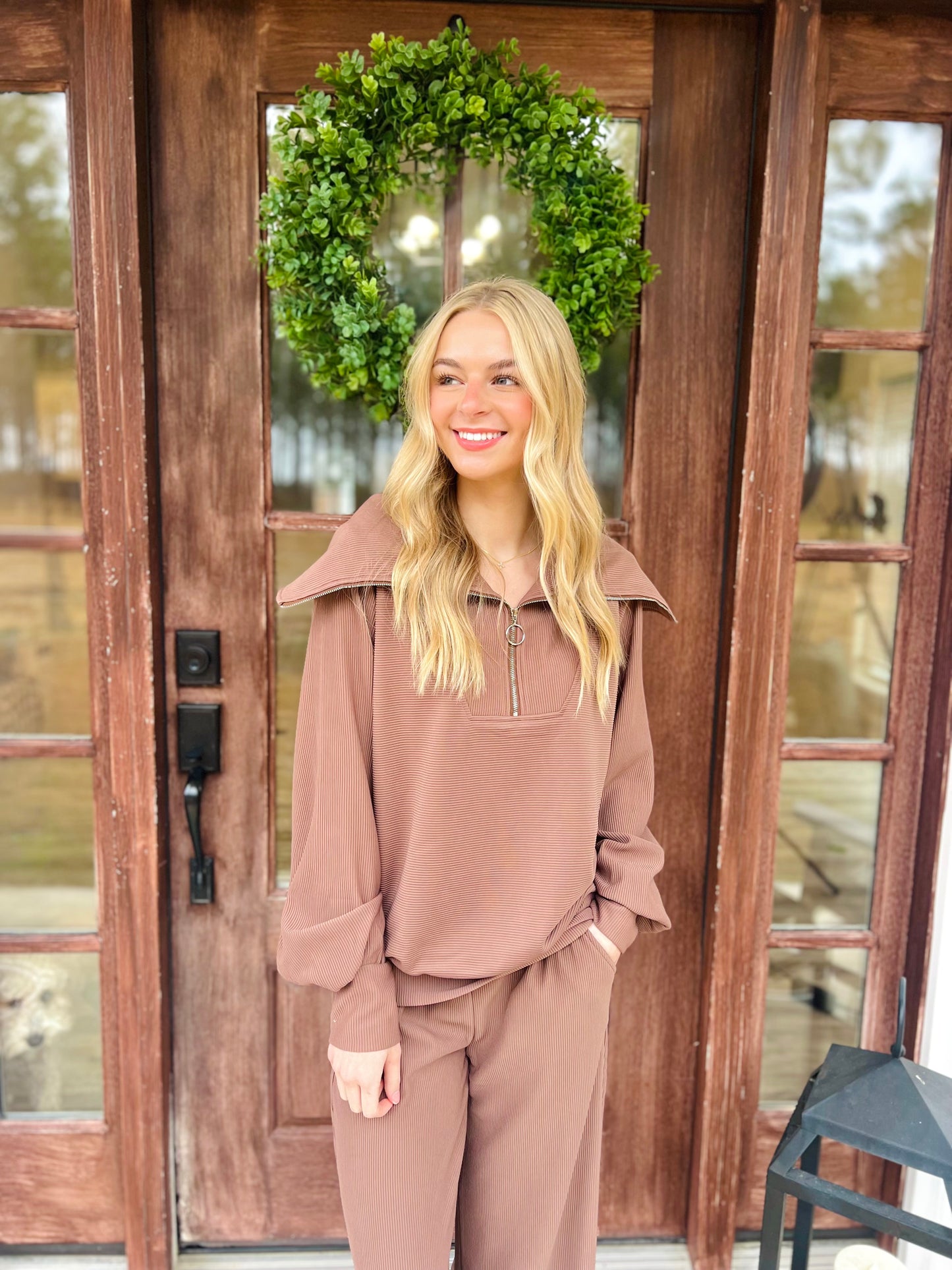 Elizabeth Pullover in Mocha