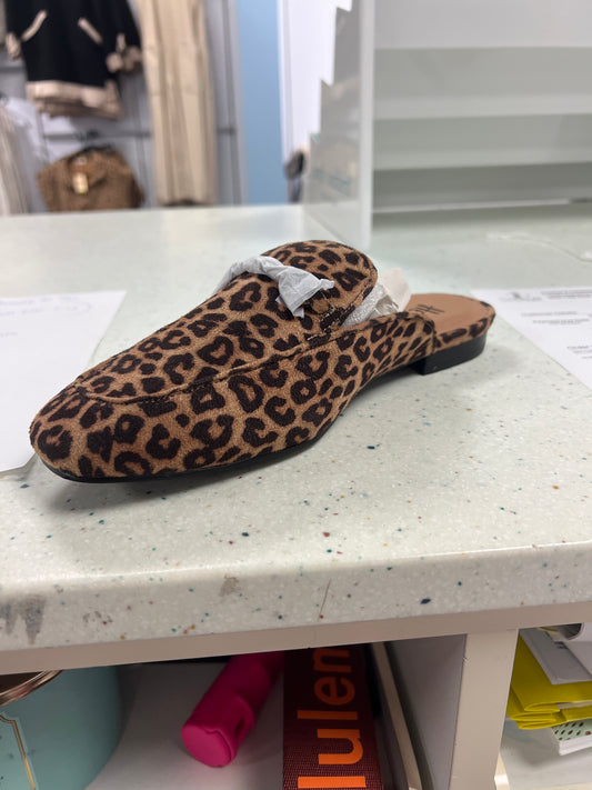 Charmer Leopard slip on