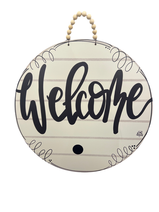 DK Designs Shiplap Welcome Sign