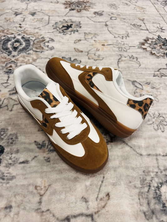 Gianna Outwoods Sneaker