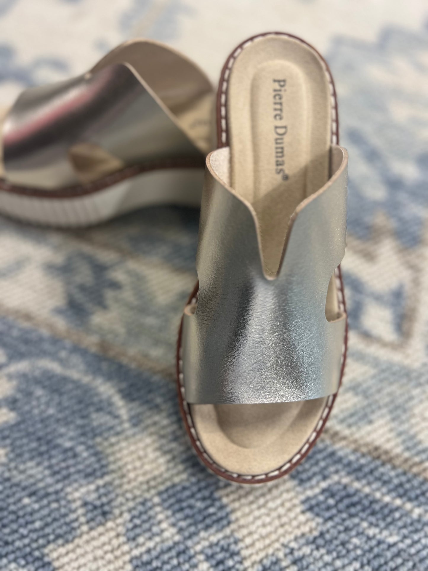 Veronica Sandal in Gold